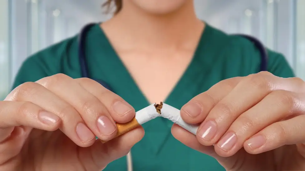 Why are Psychiatric Hospitals Still Handing out Cigarettes? | Opinion