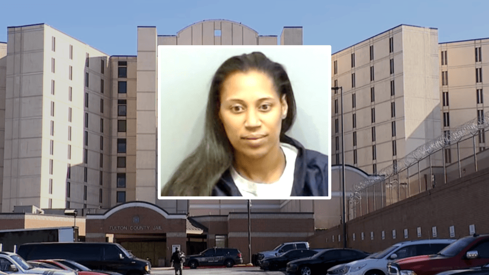 Jail Nurse Arrested After Allegedly Smuggling Drugs, Having Relationship with Inmate