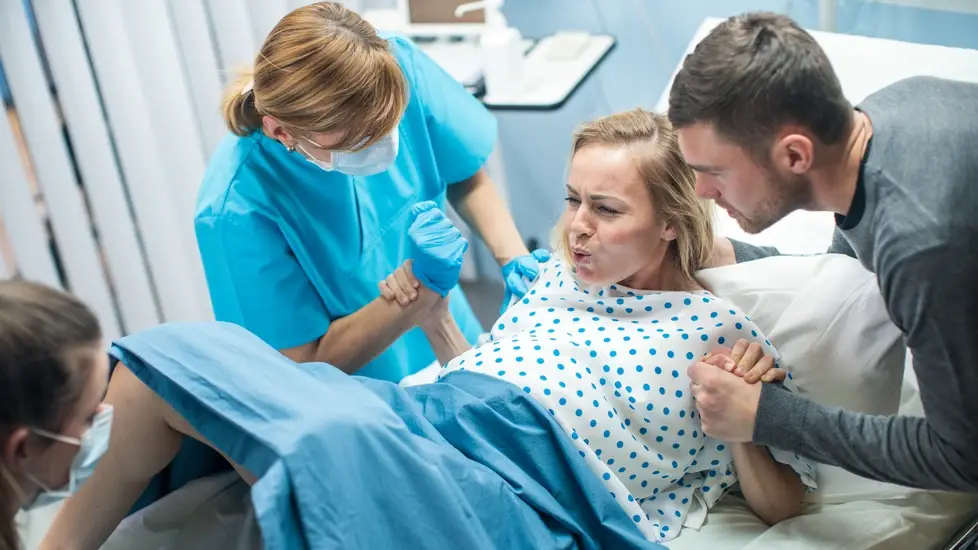 Hospitals With Adequate Nurse Staffing Levels Have 11% Fewer C-sections, Study Finds