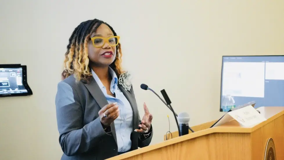 Katie Boston-Leary ana