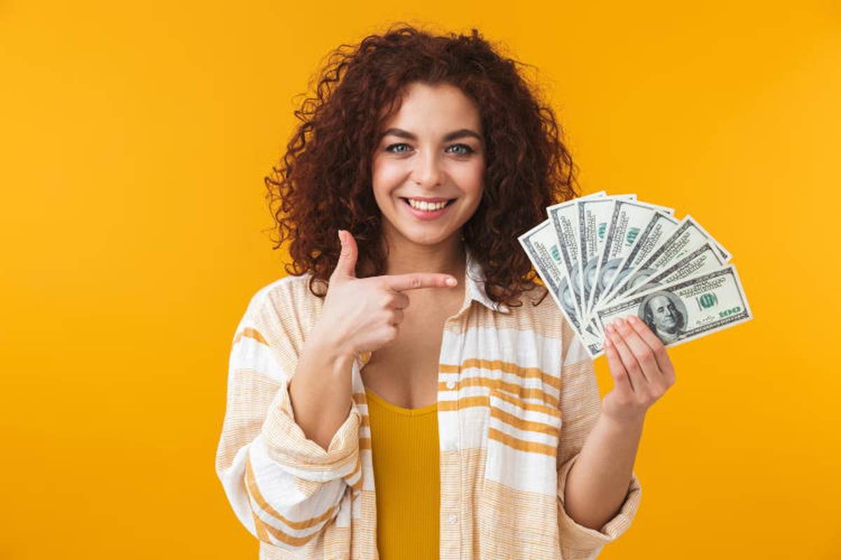 10 Hospitals Offering 20K Sign-On Bonuses to RNs