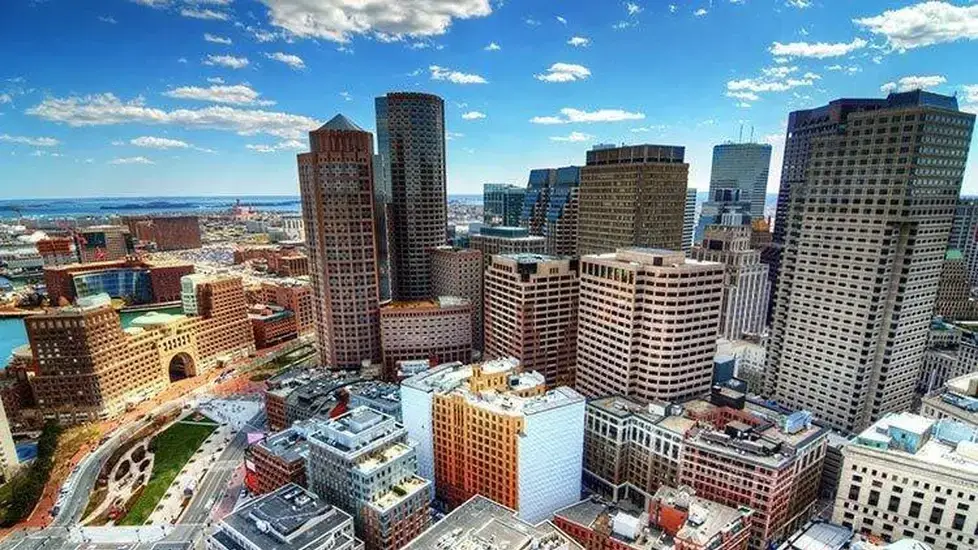 Top ABSN Programs in Massachusetts