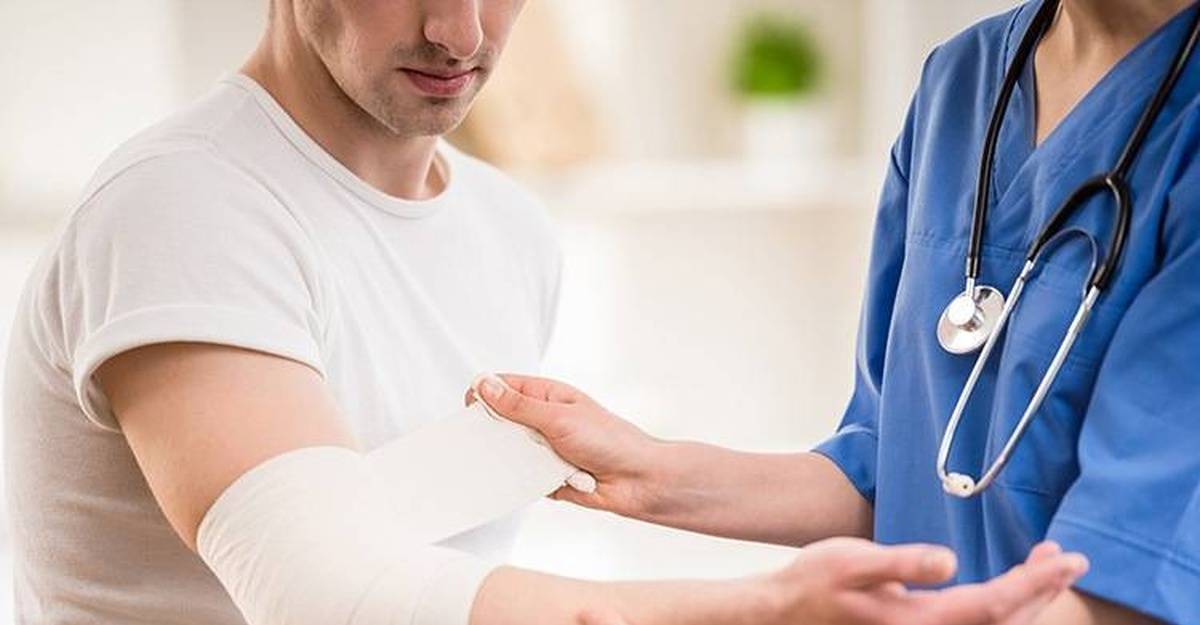 Meet The First Wound-Care Certified LPN aka “WOuNDER Woman”