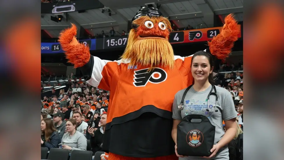 Philly Flyers Nurse Appreciation 2025: Nurses Honored & Met Gritty