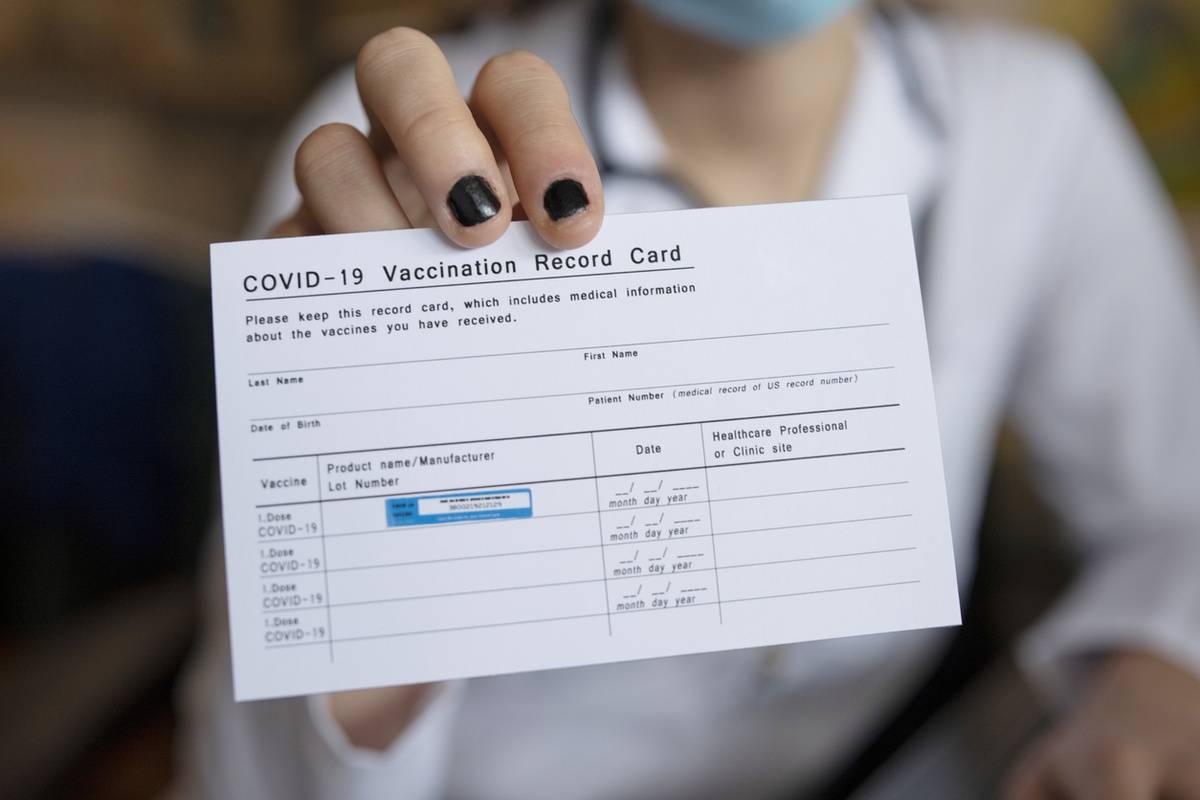 6 Myths vs Facts about the COVID-19 Vaccines