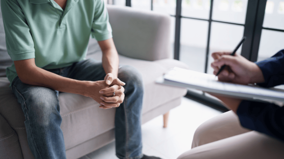 PMHNP vs Psychologist